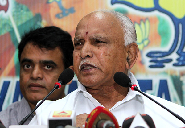 ಶಿವಕುಮಾರ್-ಸಿದ್ದರಾಮಯ್ಯ ಅಕ್ರಮದಲ್ಲಿ ಭಾಗಿ: ಯಡಿಯೂರಪ್ಪ ಆರೋಪ